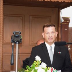 ????????????????????????????????????