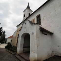 Az alsóörsi templom (Fotó: Németh Éva)
